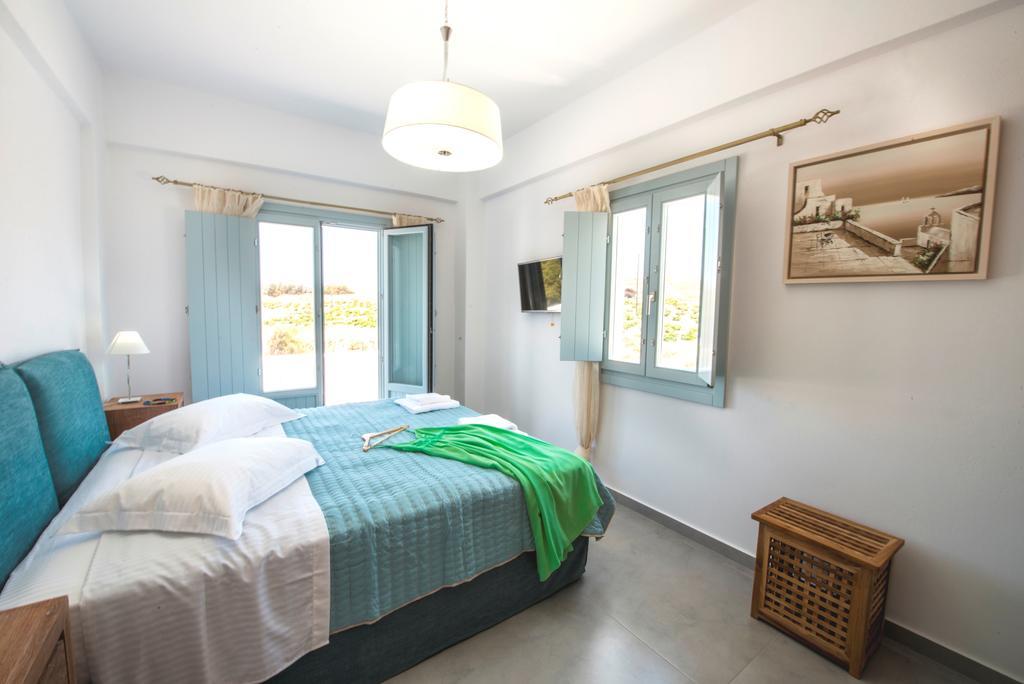 Sea And Sand Villas Монолітос Екстер'єр фото
