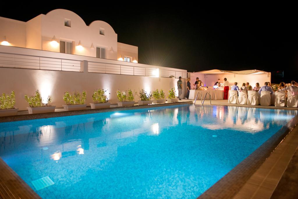 Sea And Sand Villas Монолітос Екстер'єр фото